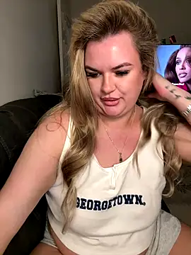 MrsBlazeXX online show from October 16, 11:39 pm