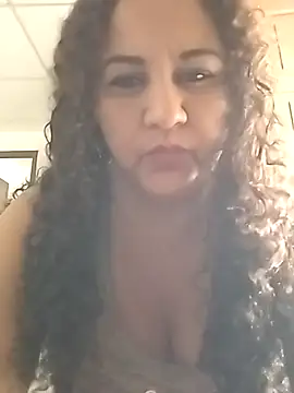 Snapshot of MEYBELLATINA chatting on October 2, 7:54 pm MEYBELLATINA online show from October 2, 7:54 pm