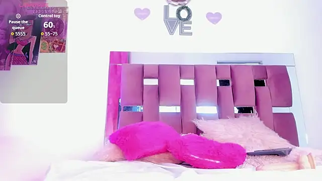 sofiaa ferrer online show from November 6, 1:56 pm