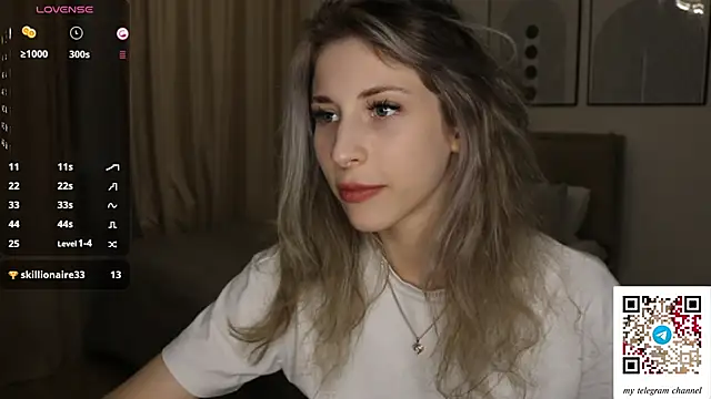 Snapshot of magnificent_Destiny chatting on February 28, 9:27 pm magnificent Destiny online show from February 28, 9:27 pm