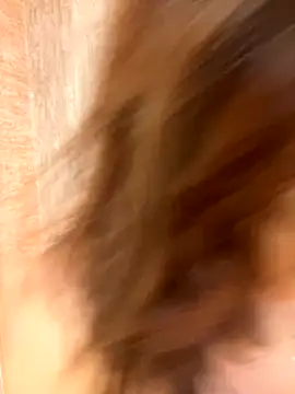 Mia Valmont online show from November 15, 2:46 pm