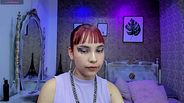 Megane whitte online show from October 5, 4:00 am