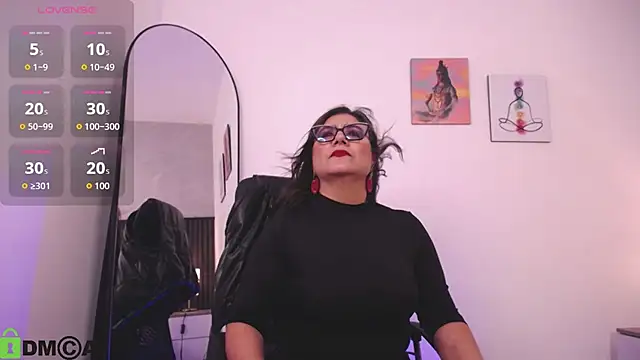 Snapshot of alahia_mellers chatting on October 12, 3:27 am alahia mellers online show from October 12, 3:27 am