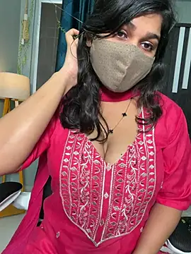 Snapshot of Lisa_afreen chatting on July 28, 5:34 pm Lisa afreen online show from July 28, 5:34 pm