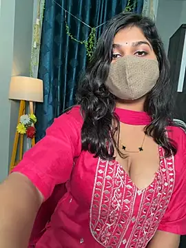 Snapshot of Lisa_afreen chatting on July 28, 6:20 pm Lisa afreen online show from July 28, 6:20 pm