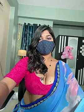 Snapshot of Lisa_afreen chatting on July 29, 10:35 am Lisa afreen online show from July 29, 10:35 am