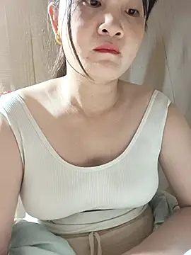 Snapshot of Paul-paul11 chatting on November 2, 4:09 pm Paul-paul11 online show from November 2, 4:09 pm