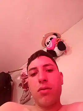 Snapshot of MacroP24 chatting on March 3, 1:17 pm MacroP24 online show from March 3, 1:17 pm