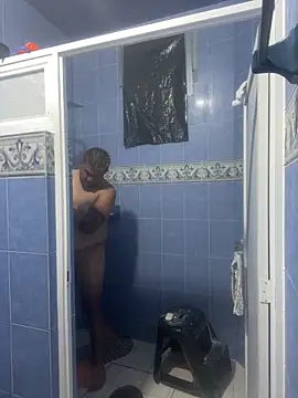 Sk3m veryhot online show from November 20, 7:30 am