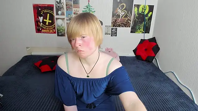 Cattie w  online show from February 28, 1:17 am