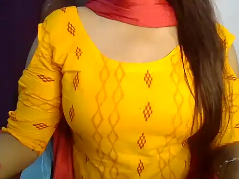 LOVELY SUKOON online show from October 3, 4:42 am