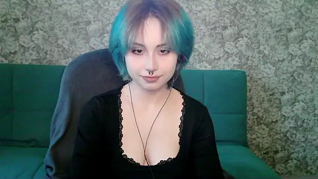 LeisaHopperstad online show from March 30, 2:18 pm