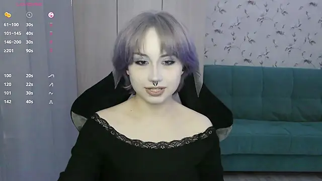LeisaHopperstad online show from May 30, 12:57 pm