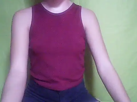 SweetPussie18x online show from November 18, 8:30 am