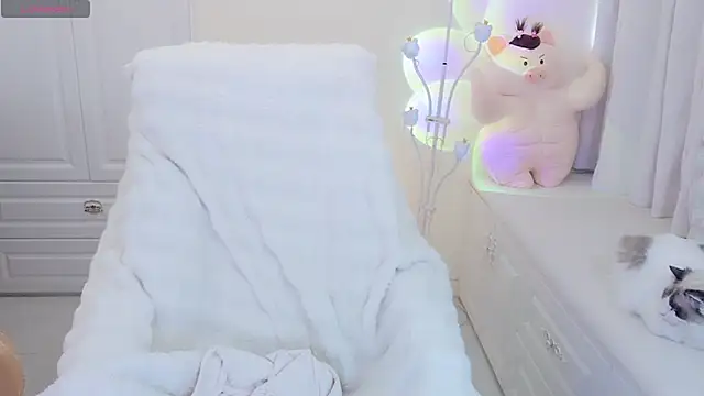 Snapshot of Coco-Di chatting on December 16, 2:49 am Coco-Di online show from December 16, 2:49 am