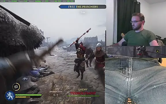 Snapshot of bear8t chatting on October 13, 8:25 am bear8t online show from October 13, 8:25 am