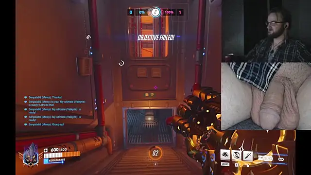 Snapshot of bear8t chatting on November 9, 7:39 am bear8t online show from November 9, 7:39 am