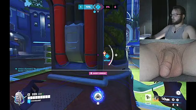 Snapshot of bear8t chatting on November 10, 7:51 am bear8t online show from November 10, 7:51 am