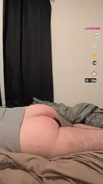 Snapshot of bear8t chatting on November 11, 9:53 am bear8t online show from November 11, 9:53 am