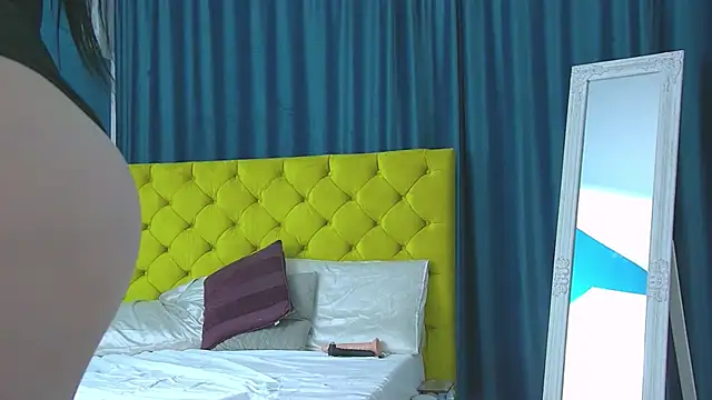 RubyHills online show from December 3, 5:48 am