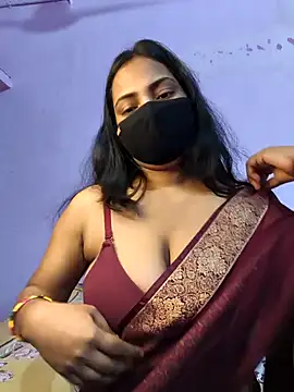 Queen Shanayaa online show from October 2, 8:10 am