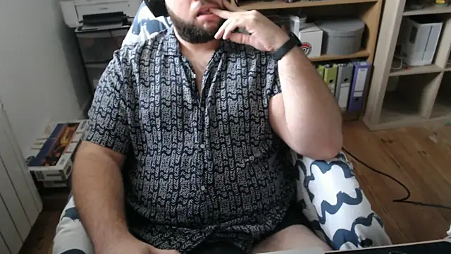 chubbear fr online show from October 16, 10:05 am