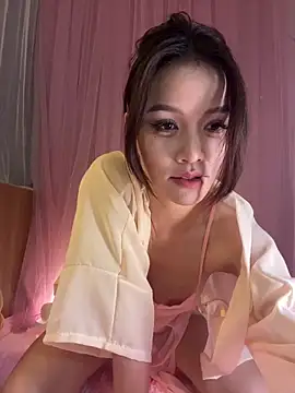 Snapshot of sharony_x chatting on November 3, 2:51 pm sharony x online show from November 3, 2:51 pm