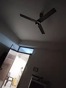 desiyouth94 online show from December 16, 6:13 pm