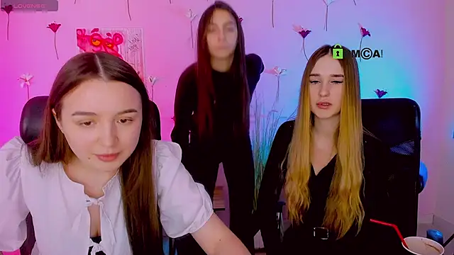 leslie bird online show from March 2, 10:00 am