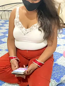 prernasingh2025 online show from January 8, 7:21 am