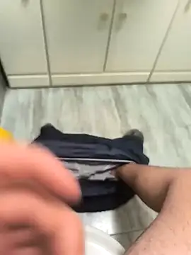 Snapshot of sebas_sexo_goloso chatting on October 5, 12:31 am sebas sexo goloso online show from October 5, 12:31 am