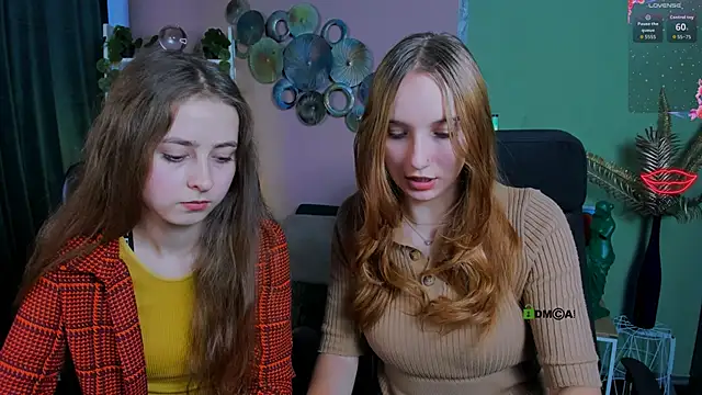 Snapshot of rebecca_smile chatting on October 14, 12:50 pm rebecca smile online show from October 14, 12:50 pm