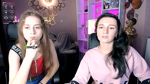 Snapshot of rebecca_smile chatting on October 15, 7:36 pm rebecca smile online show from October 15, 7:36 pm