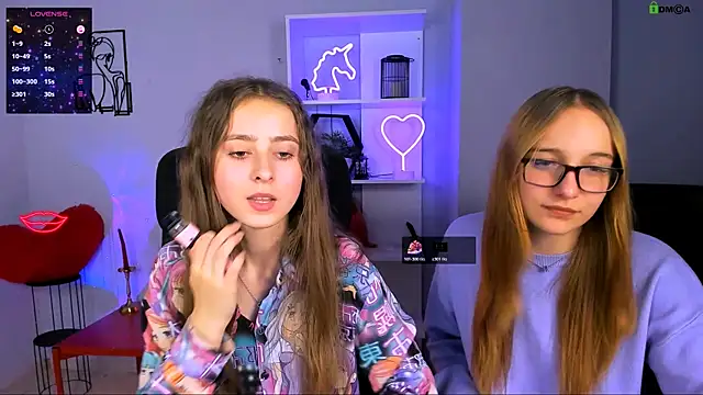 Snapshot of rebecca_smile chatting on November 5, 8:42 pm rebecca smile online show from November 5, 8:42 pm