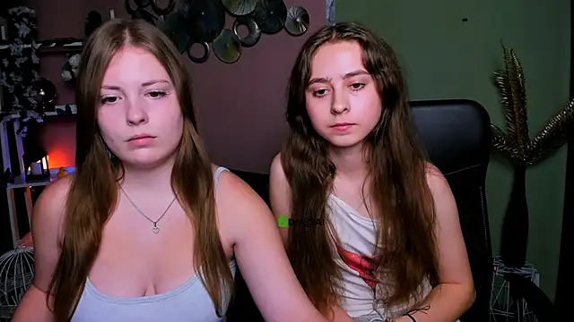 Snapshot of rebecca_smile chatting on November 12, 8:08 pm rebecca smile online show from November 12, 8:08 pm