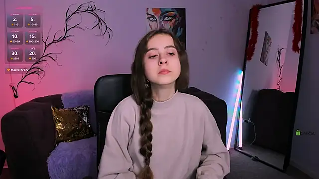 Snapshot of rebecca_smile chatting on November 20, 1:33 pm rebecca smile online show from November 20, 1:33 pm