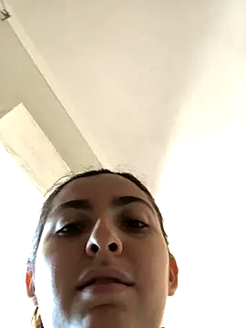 Snapshot of larj021bb chatting on November 12, 11:54 am larj021bb online show from November 12, 11:54 am