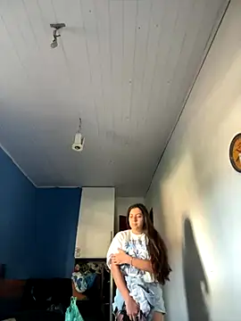 Snapshot of larj021bb chatting on November 17, 7:52 pm larj021bb online show from November 17, 7:52 pm