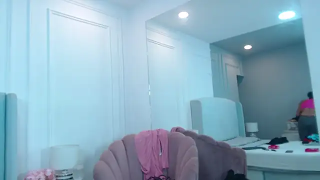 ChantalGarner online show from November 29, 1:14 pm