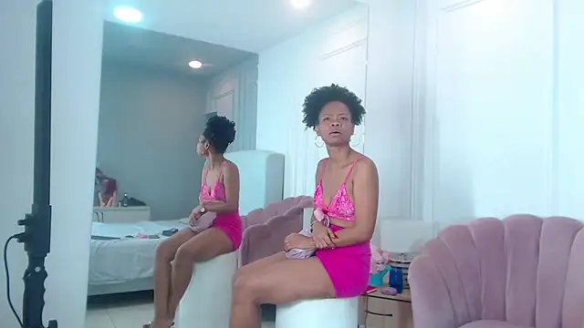 ChantalGarner online show from February 19, 1:07 pm