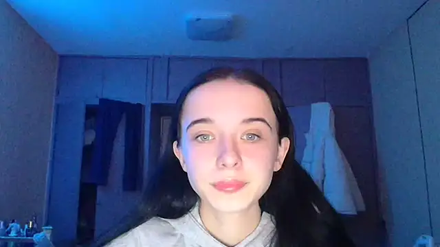 Emilia Light online show from December 21, 10:11 am