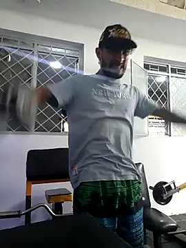 Snapshot of kingbickcockDn chatting on October 31, 7:37 pm kingbickcockDn online show from October 31, 7:37 pm