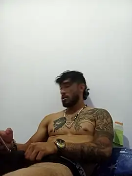 Snapshot of kingbickcockDn chatting on November 2, 6:05 am kingbickcockDn online show from November 2, 6:05 am