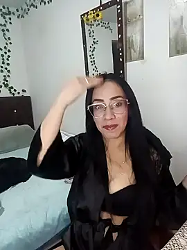 YaraDuartee online show from January 15, 12:59 am