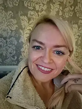 demidelightfulxx online show from October 11, 10:58 am