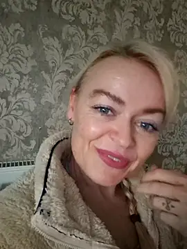 demidelightfulxx online show from October 14, 12:06 pm