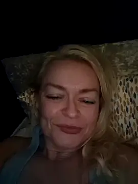 demidelightfulxx online show from November 2, 8:11 pm