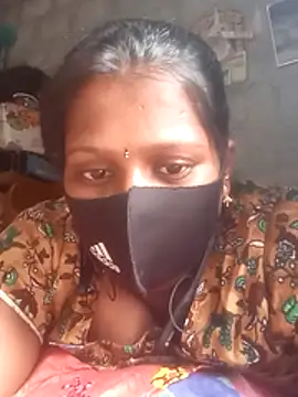 Snapshot of Tamil_Hot_Sandy chatting on October 22, 4:24 am Tamil Hot Sandy online show from October 22, 4:24 am