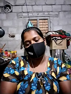 Snapshot of Tamil_Hot_Sandy chatting on November 30, 5:39 pm Tamil Hot Sandy online show from November 30, 5:39 pm