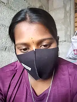 Snapshot of Tamil_Hot_Sandy chatting on December 22, 5:59 am Tamil Hot Sandy online show from December 22, 5:59 am